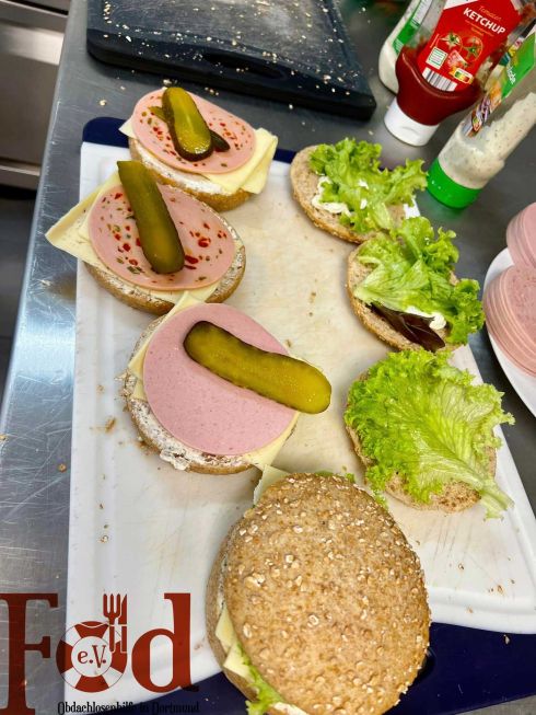 Lunchpakete für Bedürftige